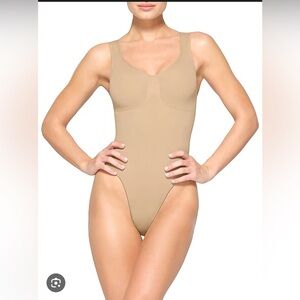 SKIMS Thick Strap Seamless Sculpt Thong Bodysuit